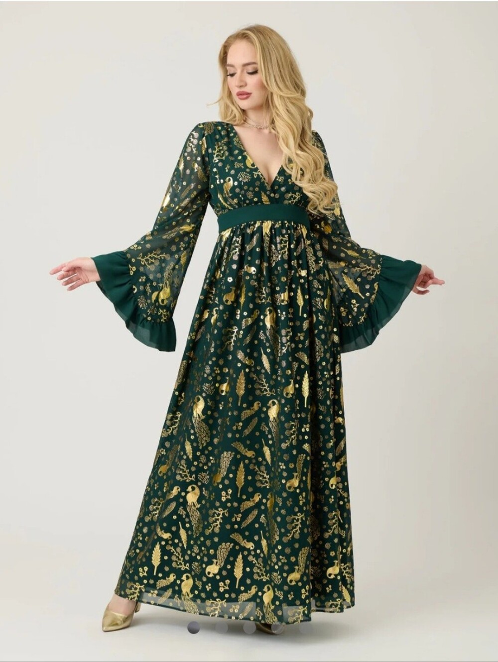 Unique Vintage Med Peacock gold foil maxi dress